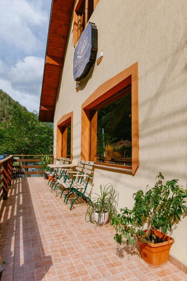 Pensiunea LUKA Slănic Moldova Exterior foto